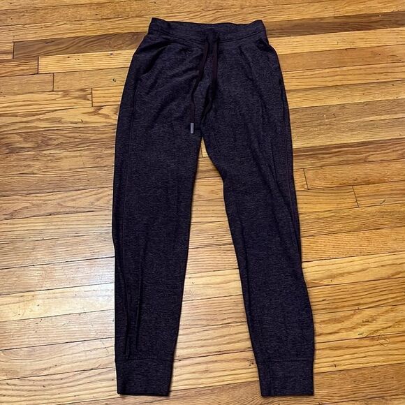 Lululemon Rest for Resilience Jogger size 2 - Picture 3 of 11